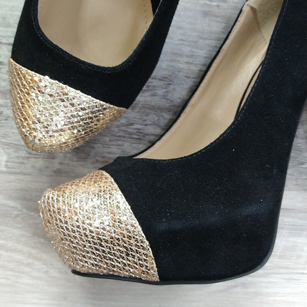 Steve Madden Black Suede and Gold Platform Heels - Picture 2 of 12